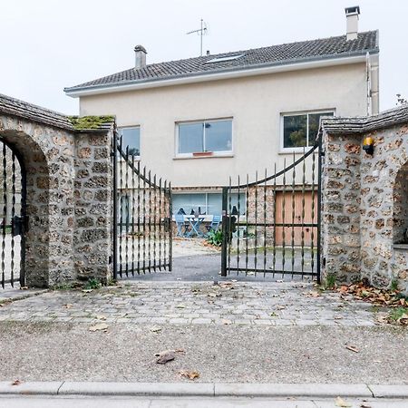 Studios De L'Etang Du Perray Le Perray-en-Yvelines Exterior photo